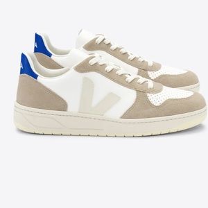 Extra white w/Sahara VEJAs